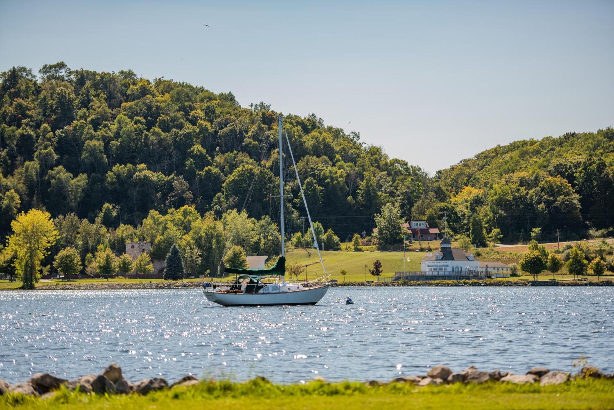 L Studio Traverse Close To Downtown And Beach Traverse City Exterior foto